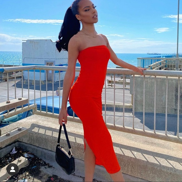 🧡NEW🧡 Bodycon Maxi Dress - Picture 1 of 3